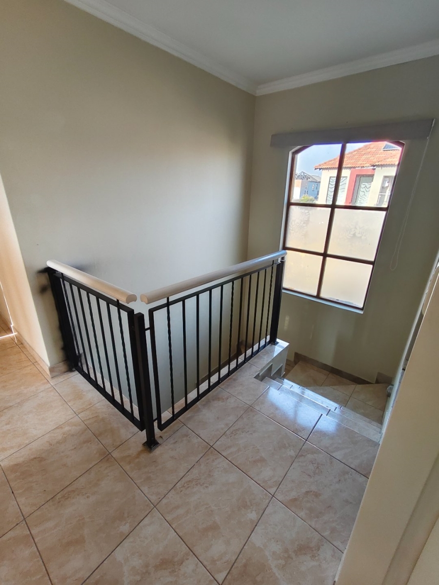 3 Bedroom Property for Sale in Melodie North West